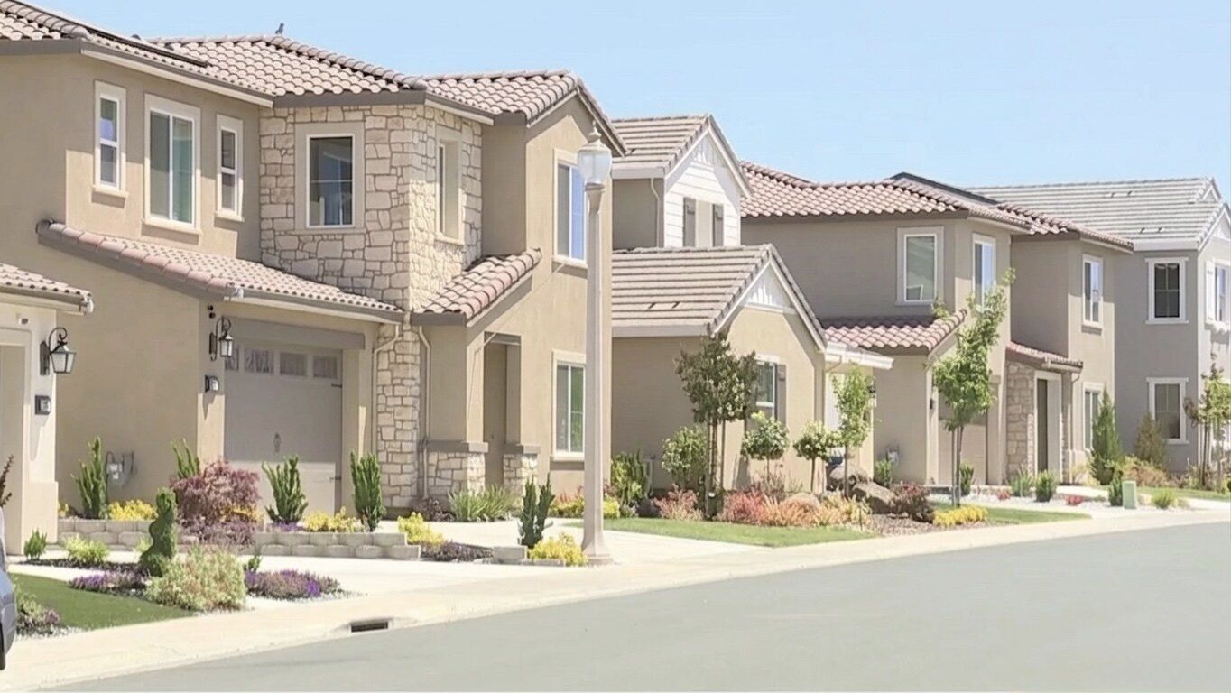 Newer neighborhood streetscape in West Roseville, California